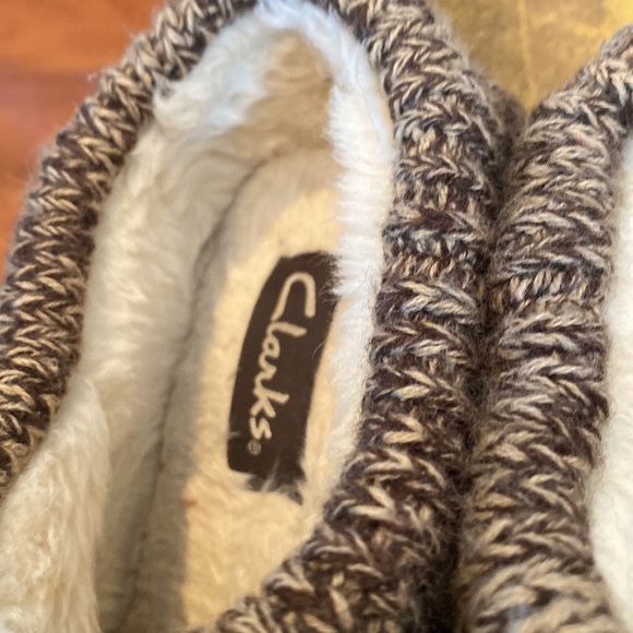 Clarks suede 8 leather slip on fleece lined shoes - Picture 3 of 6